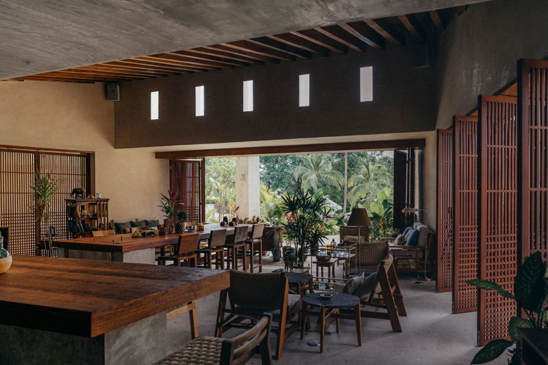 Zapote Bar_Aerial Shot of a variety of colorful dishes, plates and beverages served to share